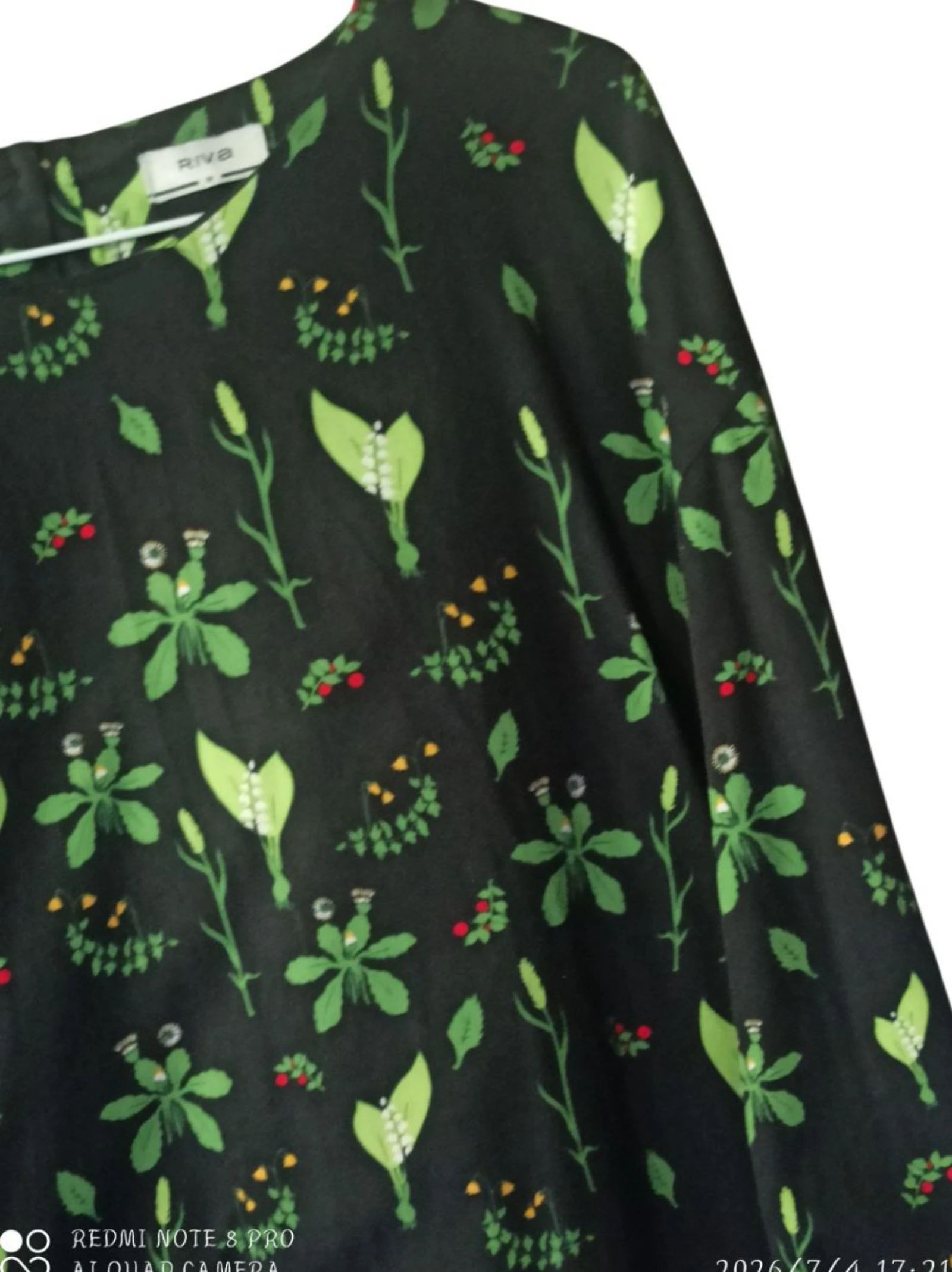 Blusa estampado botánico – photo 12